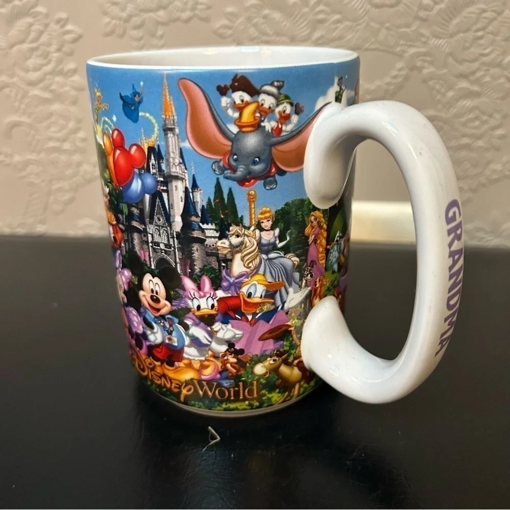 Walt Disney World Parks coffee mug Grandma great condition